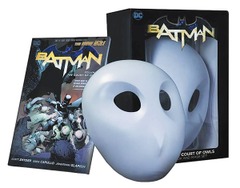 Batman: The Court of Owls Mask & Hardcover Book Set (New Edition)