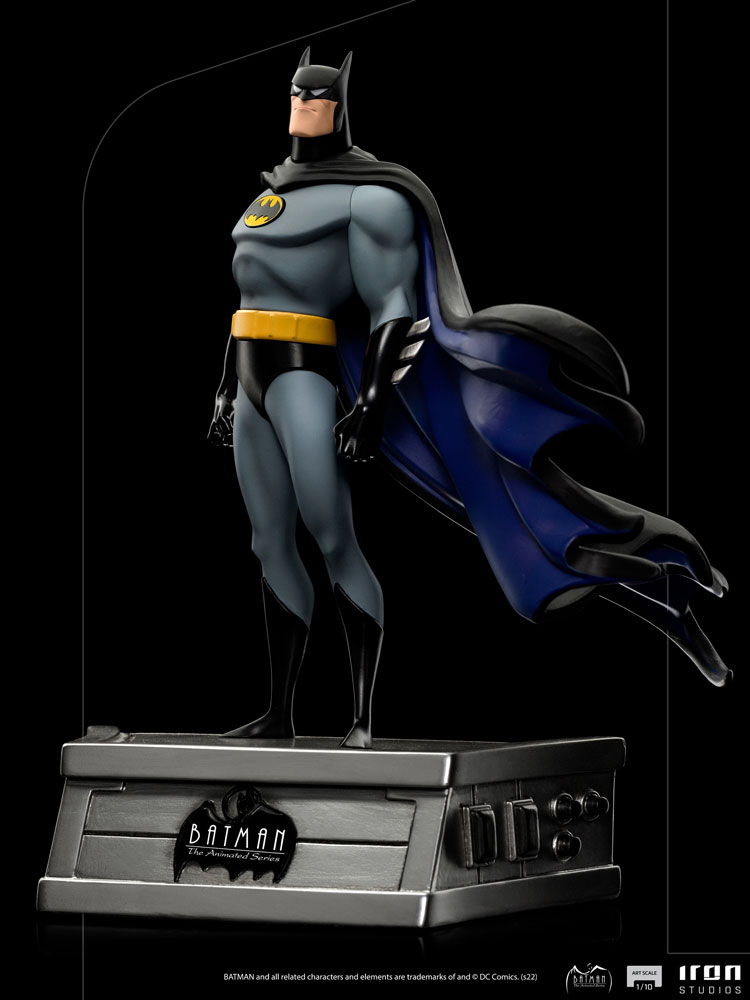 Batman 1:10 Scale Statue by Iron Studios