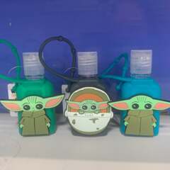 Star Wars The Mandalorian - Baby Yoda Silicone Case With Hand sanitizer