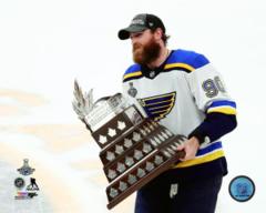 Ryan OReilly with the Conn Smythe Trophy Game 7 of the 2019 Stanley CupFinals - Top Loaded 8x10 Photo - aawk056