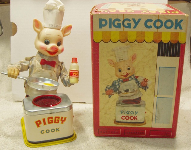 Piggy Cook w/ Box © 1950's Yonezawa