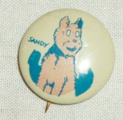 LITTLE ORPHAN ANNIE SANDY DOG KELLOGG CEREAL TIN PEP PIN
