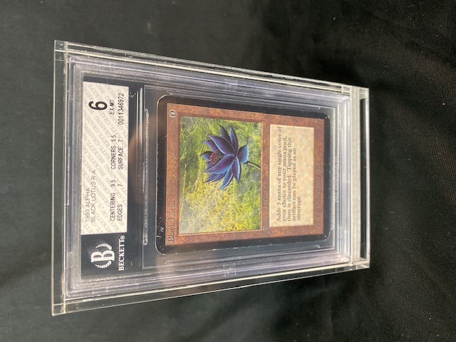 MTG Acrylic BGS Card Protector with Stand Magic 