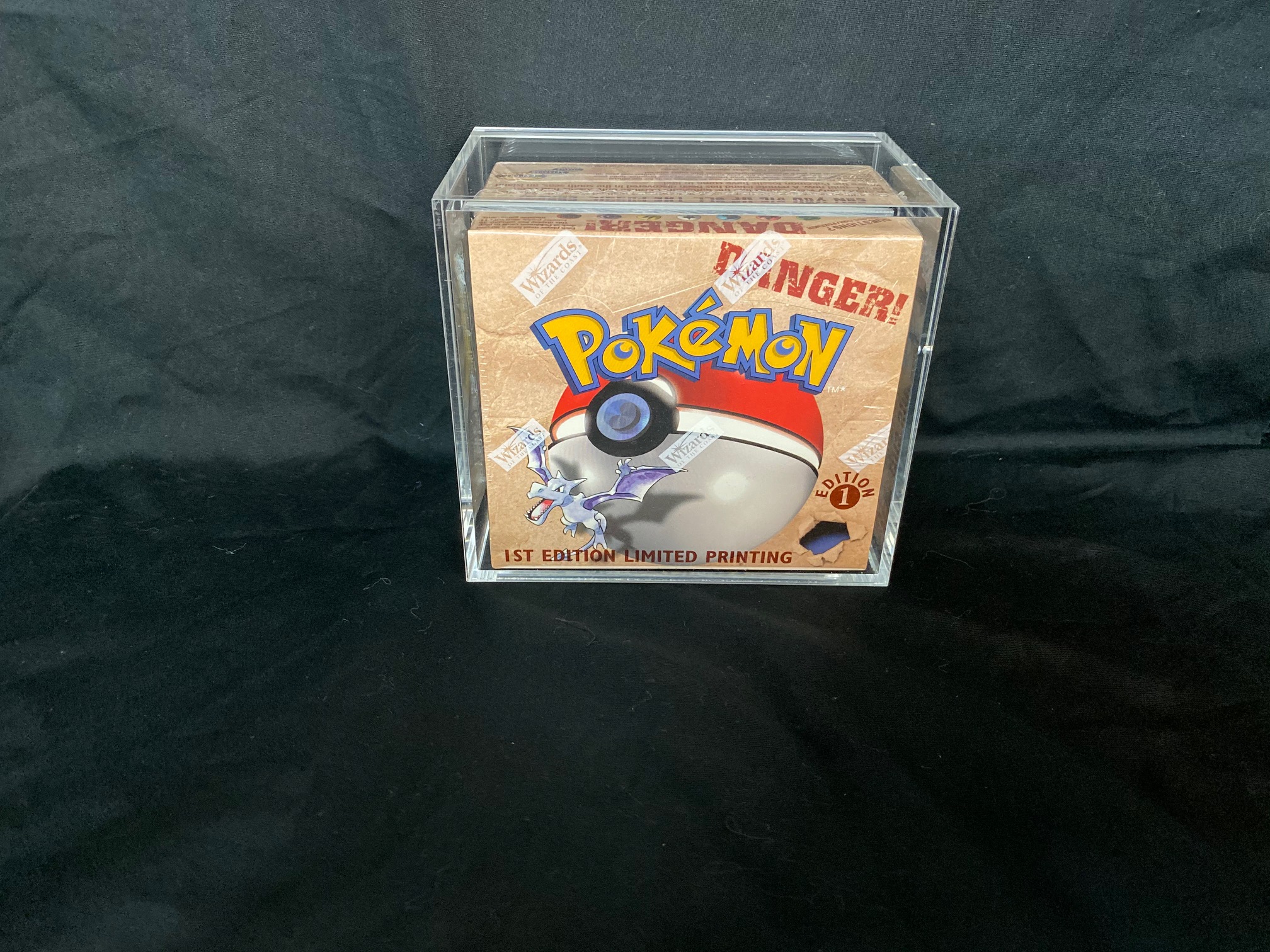 Pokemon Acrylic Booster Box Display (60012)