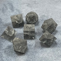 18D Black Fissure Frosted Glass Dice
