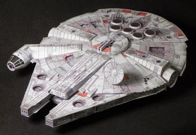 Star Wars Paper Model Kit - Millennium Falcon