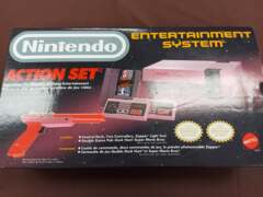 Nintendo NES Action Set (2 Controllers, Zapper, Coax & Power Cables, Mario Bros/Duck Hunt) [In Box/Case Complete]