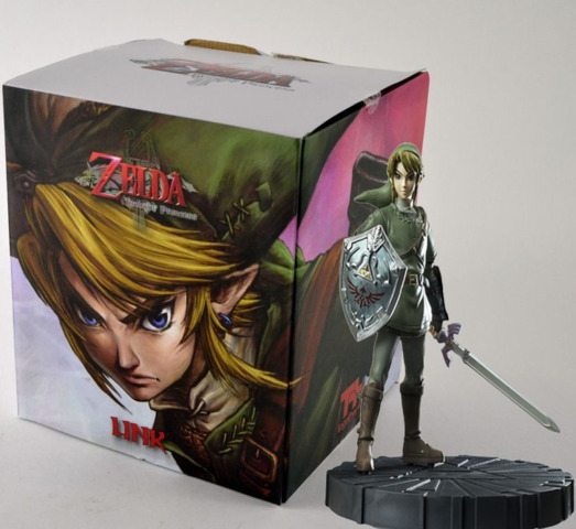 Link - Twilight Princess (The Legend of Zelda) - Toys + Collectables »  Model Kits & Statues » Statues » Misc. Statues - Wii Play Games