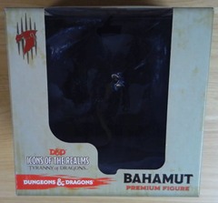 Bahamut: Tyranny of Dragons: Premium Figure: 966W022521